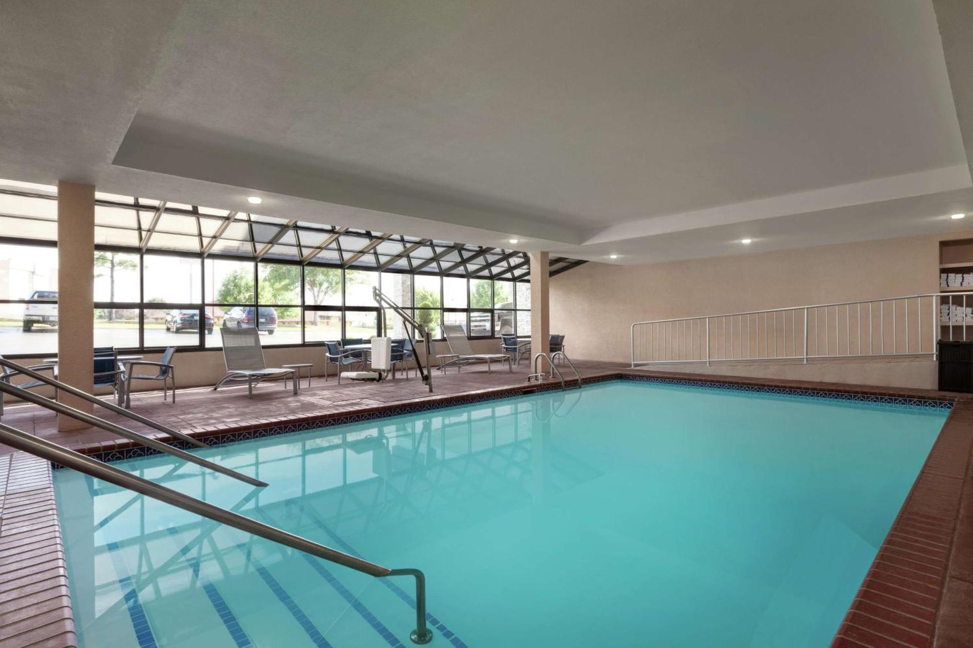 Hampton By Hilton Oklahoma City I-40 East- Tinker Afb Midwest City Esterno foto
