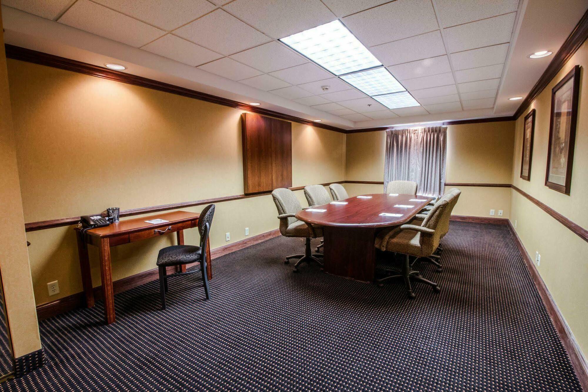 Hampton By Hilton Oklahoma City I-40 East- Tinker Afb Midwest City Esterno foto